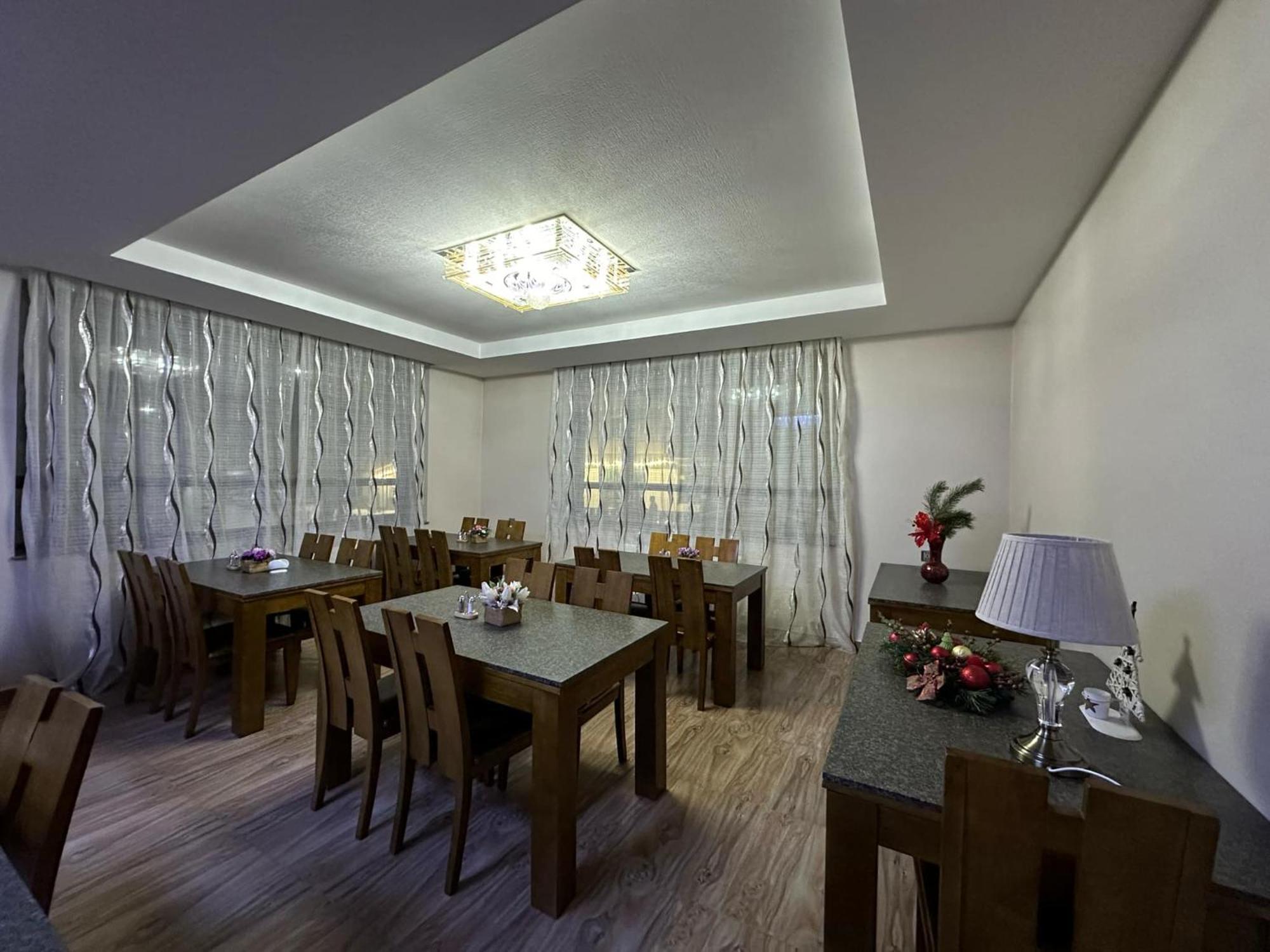 Hotel In 巴库里阿尼 外观 照片