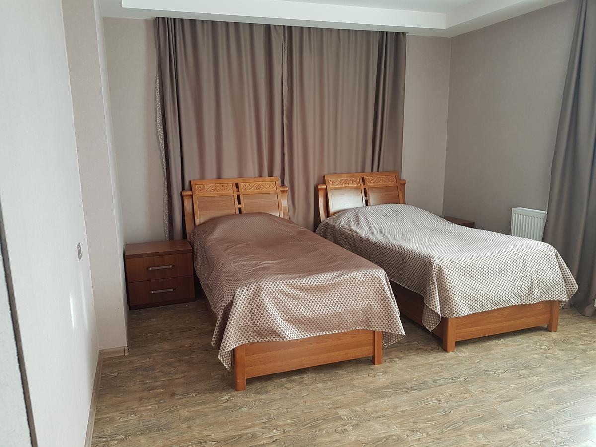 Hotel In 巴库里阿尼 外观 照片